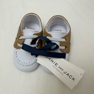 Janie and Jack Boys white & tan Leather Loafer Crib dress Shoes bay Infant 1